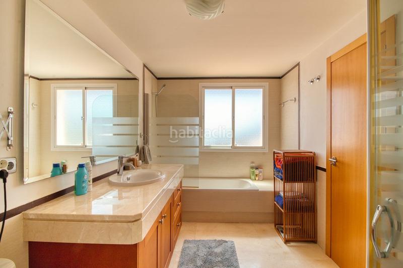 Foto 3b4ebd4b-fa83-47a7-b710-5252bc6e7229. Casa adosada adosado de 4 dormitorios en San Luis de Sabinillas Manilva