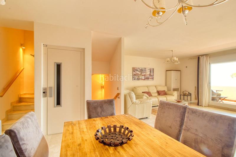 Foto 3da2ac1e-5696-4414-a9fd-92af8e8ca593. Casa adosada adosado de 4 dormitorios en San Luis de Sabinillas Manilva