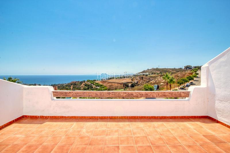 Foto 61844aad-e71c-41b7-bc52-f93564089956. Casa adosada adosado de 4 dormitorios en San Luis de Sabinillas Manilva