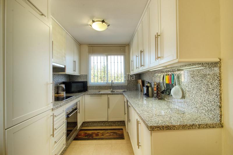 Foto 66fdb5df-d9a2-43b1-93d8-2d13ce522f64. Casa adosada adosado de 4 dormitorios en San Luis de Sabinillas Manilva