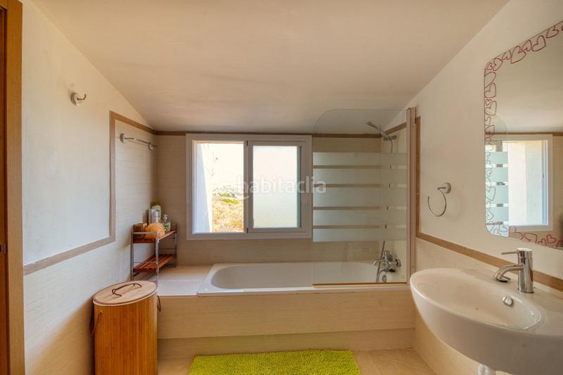 Foto b96b074f-cb5f-4b68-9faf-d899f82fa3c8. Casa adosada adosado de 4 dormitorios en San Luis de Sabinillas Manilva