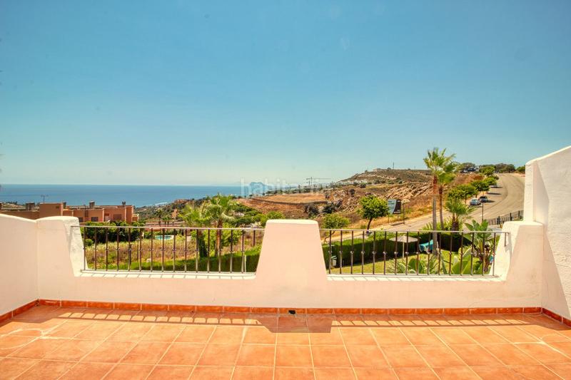 Foto c54047b9-37ec-46c5-880f-0e945cdc50d9. Casa adosada adosado de 4 dormitorios en San Luis de Sabinillas Manilva