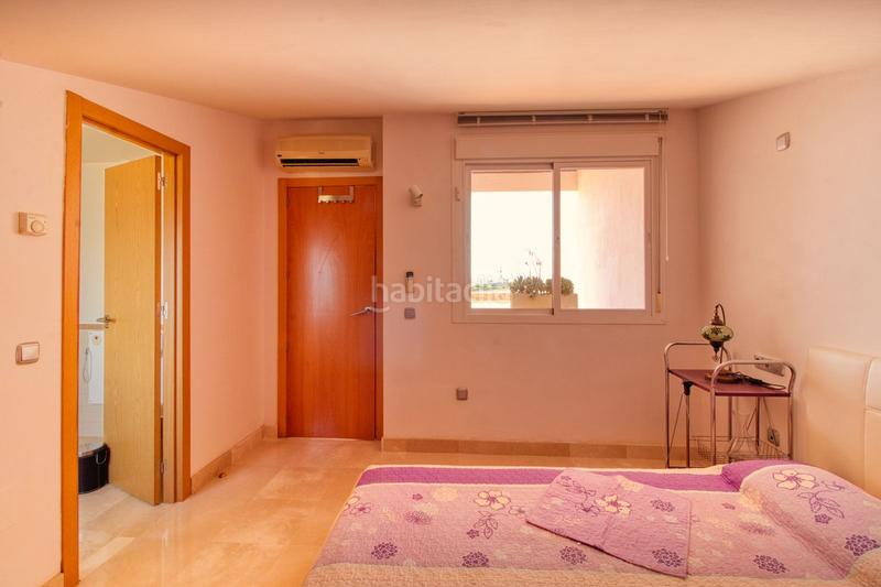 Foto cfd55230-5c4c-4c41-b2dc-263a9fe6dac0. Casa adosada adosado de 4 dormitorios en San Luis de Sabinillas Manilva