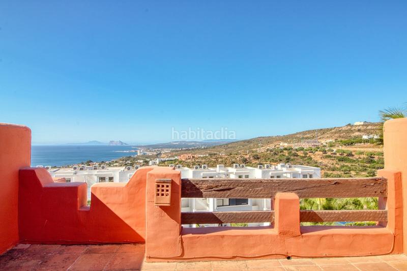 Foto 67f62847-dadd-437a-82c8-f9ab63ccf70d. Casa adossada amb calefacció aparcament piscina a Manilva