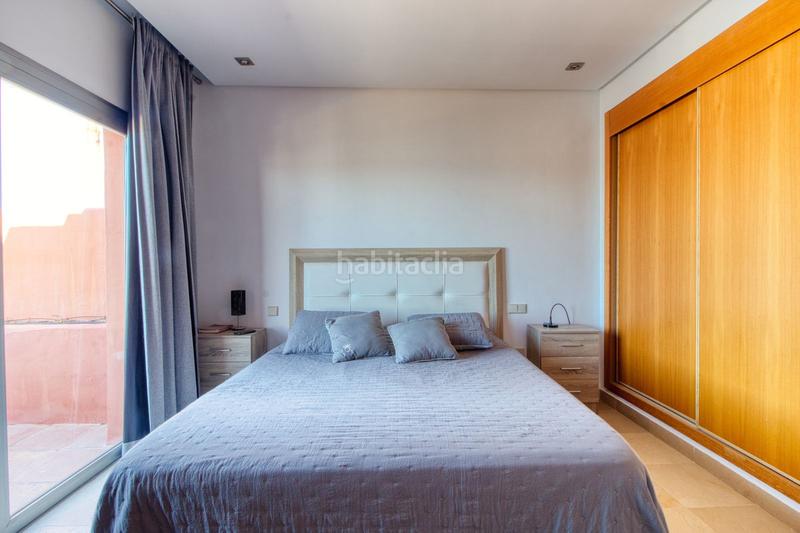 Foto b1536ee3-8fc3-4db2-b055-997972dd42b2. Casa adossada amb calefacció aparcament piscina a Manilva