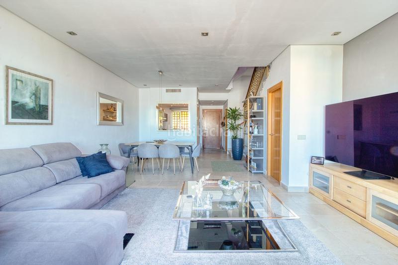 Foto c305bdc5-efd9-454e-ba4d-b26667167e45. Casa adossada amb calefacció aparcament piscina a Manilva