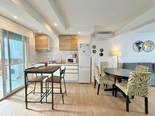 Rez-de-chaussée à Centro ciudad. Apartamento en planta baja de 2 dormitorios en fuengirola