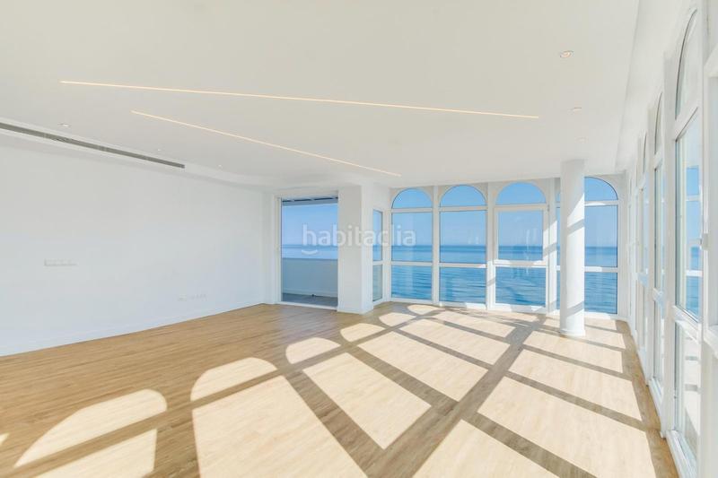 Foto 76234ef5-16ab-43b9-b95d-b134f6aceb2e. Dachwohnung mit heizung parking in Bel - Air Estepona