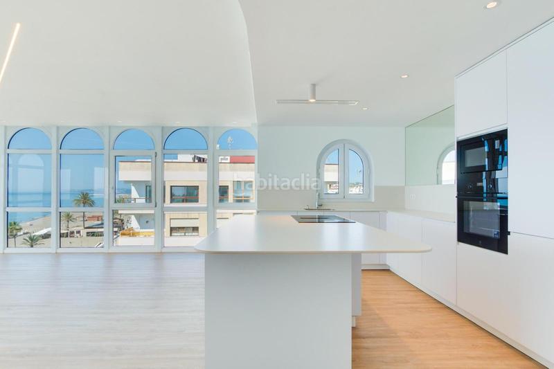 Foto d56127fa-5bf8-43e5-acd1-61f646e490a1. Dachwohnung mit heizung parking in Bel - Air Estepona