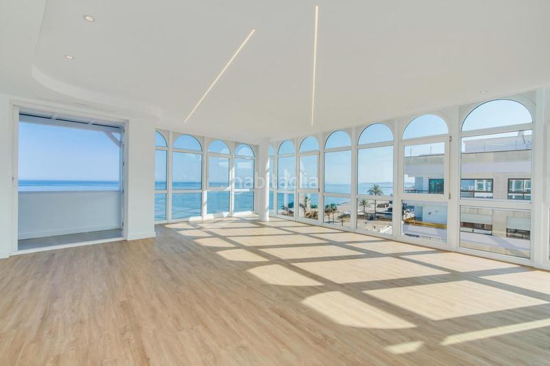 Foto d7f3534e-2e87-49df-b900-42eb746c99c8. Dachwohnung mit heizung parking in Bel - Air Estepona