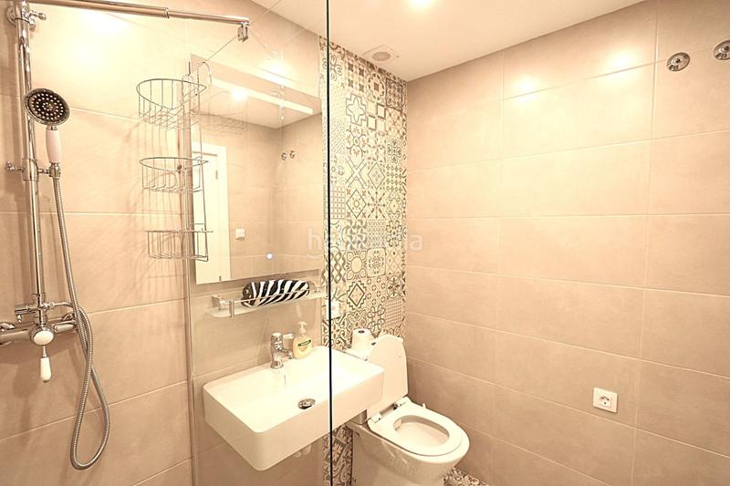 Foto f7488542-bf57-4686-83e3-8e6e8a6bd09b. Apartament amb calefacció aparcament piscina a Las Gaviotas - Carvajal Fuengirola