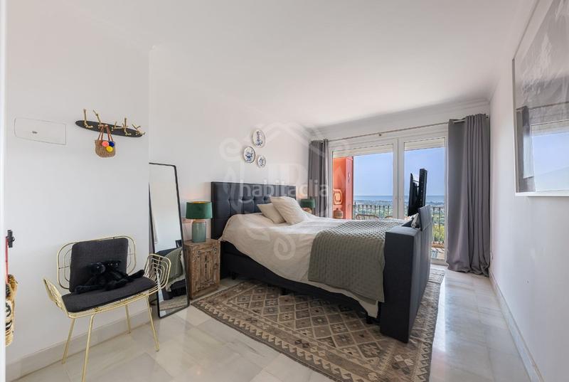 Foto a5b839f5-2bc1-4f5c-b64d-71322a96d98e. Duplex avec chauffage parking piscine dans La Quinta Benahavís