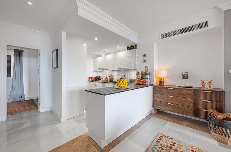 Foto adc1ebef-f030-4b53-930b-fb9f3e4a5a04. Duplex avec chauffage parking piscine dans La Quinta Benahavís