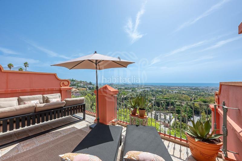 Foto eba22b99-dfab-4ed7-b815-4b2d72cbe5a7. Duplex avec chauffage parking piscine dans La Quinta Benahavís