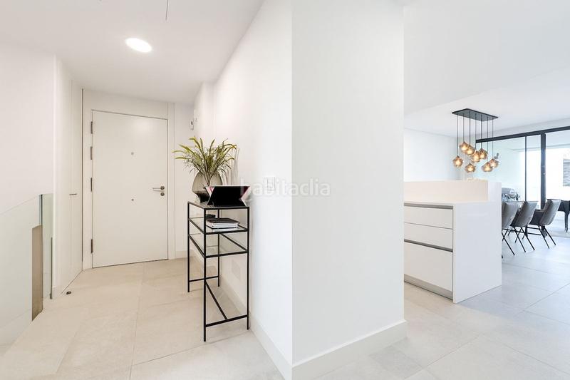 Foto 6e4b7b2b-b633-4bd5-8c7e-759b68fad16f. Duplex avec chauffage parking piscine dans Cabopino - Artola Marbella