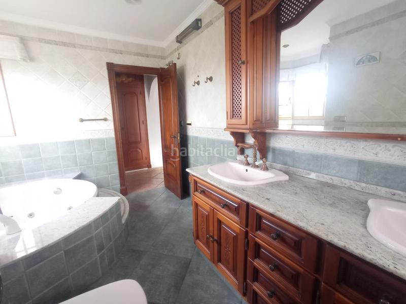 Foto 98baa4aa-9f32-4acc-ac6f-ff7febb83ea0. Chalet villa aislada de 5 dormitorios en Mijas pueblo Mijas