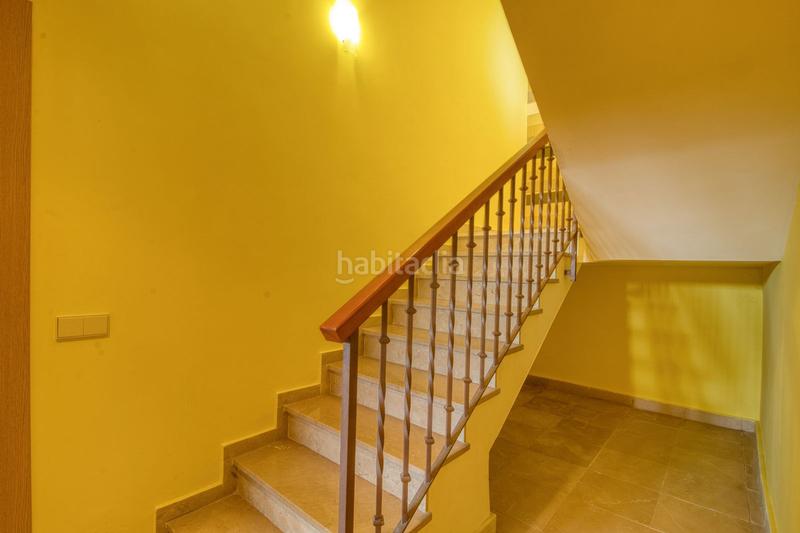 Foto 0ae29e1f-9d3f-497f-bac6-d3af3e205927. Casa adosada adosado de 4 dormitorios en San Luis de Sabinillas Manilva