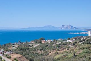 Planta baja en San Luis de Sabinillas. Apartamento en planta baja de 2 dormitorios en manilva