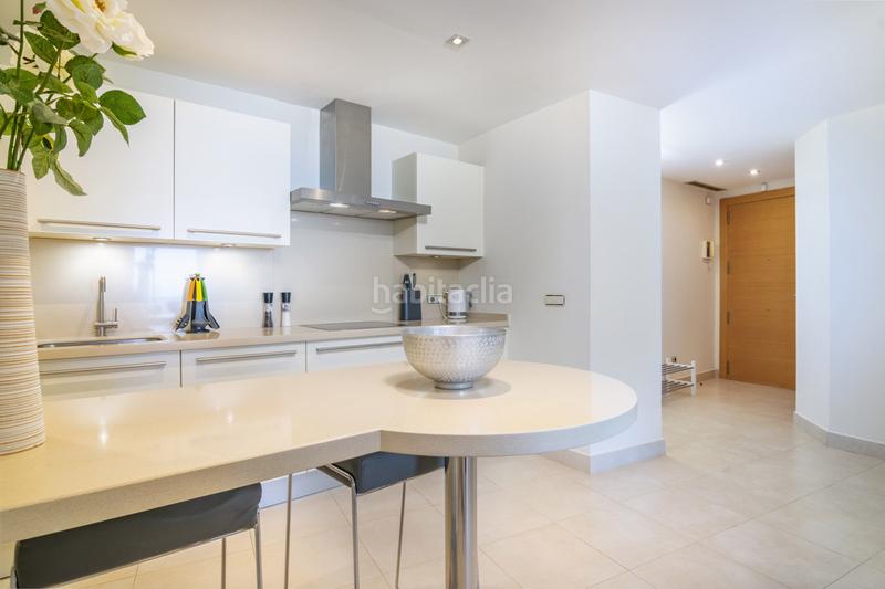 Foto 98f831d6-9efe-4a49-9bef-81f07e0b11b7. Apartament amb calefacció aparcament piscina a Alto de los Monteros Marbella