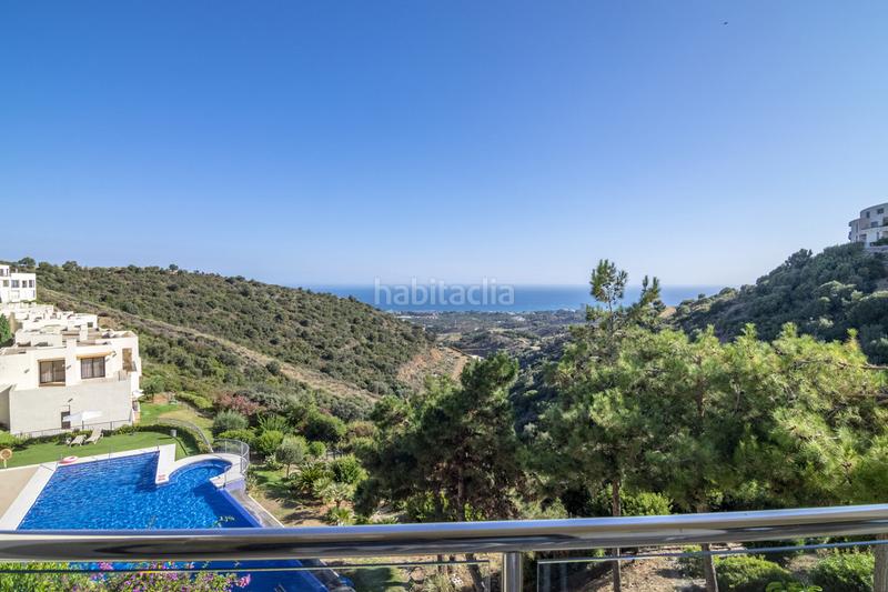 Foto a3aeaa3e-b432-4566-bf6f-715226aa3812. Apartament amb calefacció aparcament piscina a Alto de los Monteros Marbella