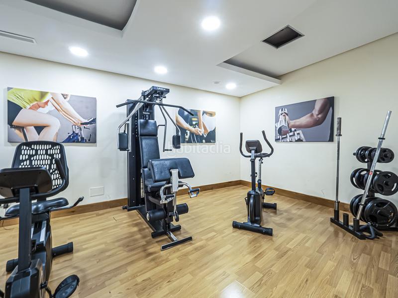 Foto c6f1a85f-de08-4895-92e0-1850b359d3be. Apartament amb calefacció aparcament piscina a Alto de los Monteros Marbella