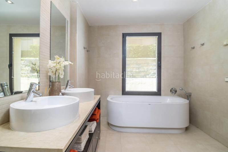 Foto c8a0a6b2-0c1e-4144-9f0b-b72dd2dc3fb1. Apartament amb calefacció aparcament piscina a Alto de los Monteros Marbella