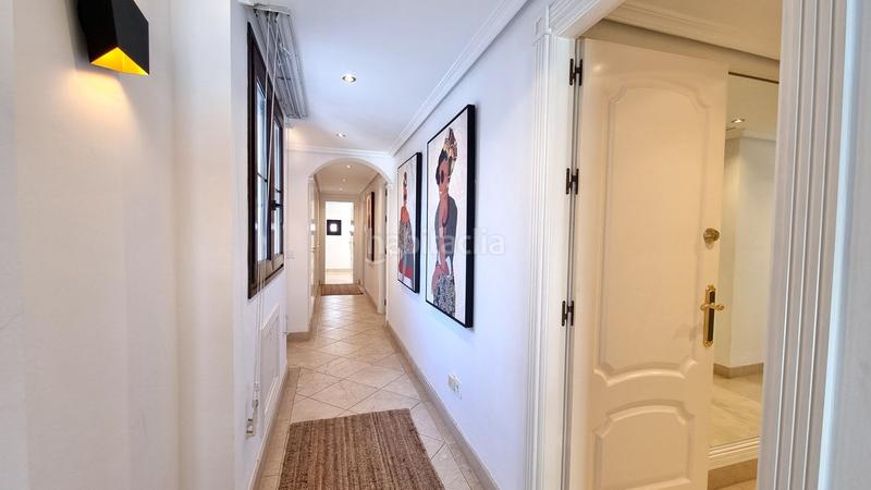 Foto 313f4250-7e5e-4b85-a0e7-65aba46abc08. Xalet amb calefacció aparcament piscina a El Rosario - Ricmar Marbella