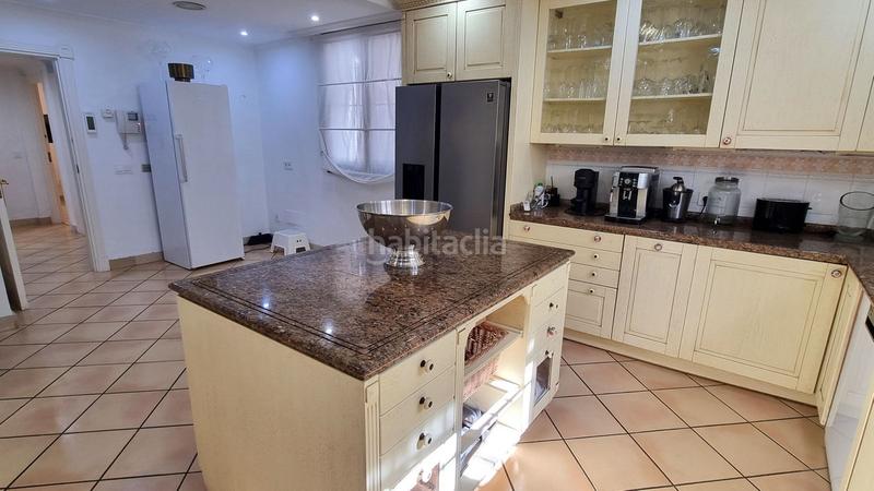 Foto fb4b8c92-5682-41dd-aa36-2e571fbb700a. Xalet amb calefacció aparcament piscina a El Rosario - Ricmar Marbella