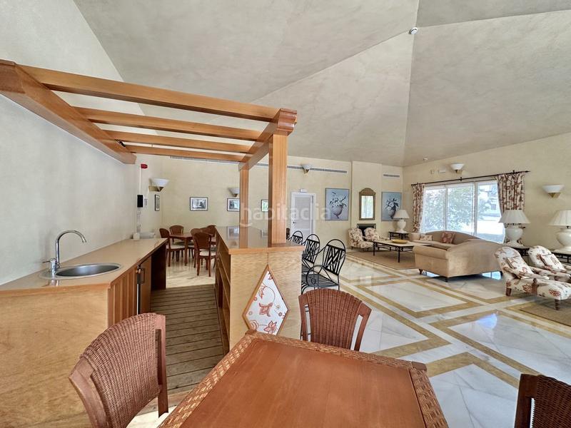 Foto 1c3282ba-8d18-4341-871d-6ba0fb1d7de8. Apartament amb calefacció aparcament piscina a Aloha Marbella