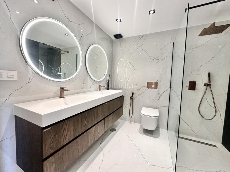 Foto 55bfe7ac-e7b4-4246-9a72-56f2ca0a4645. Apartament amb calefacció aparcament piscina a Aloha Marbella