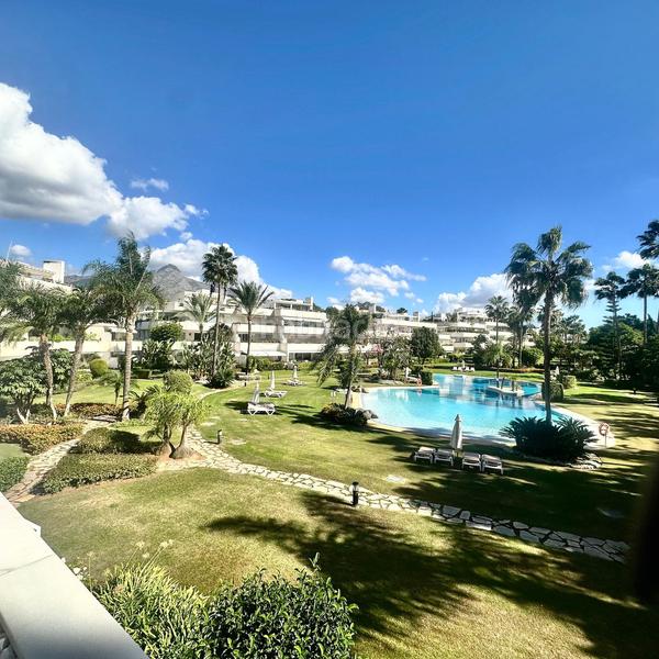 Foto 97a1220b-5377-48ba-b211-ed3378850f7c. Apartament amb calefacció aparcament piscina a Aloha Marbella