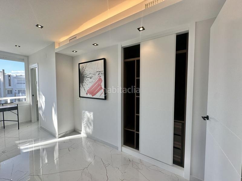 Foto cbc8bdf7-c765-4c5e-9dc3-2e2f292d2e1e. Apartament amb calefacció aparcament piscina a Aloha Marbella