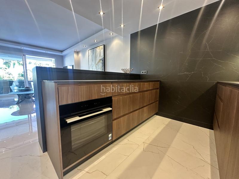 Foto dff2b938-fcb3-437e-b006-cb0df58eb7a3. Apartament amb calefacció aparcament piscina a Aloha Marbella