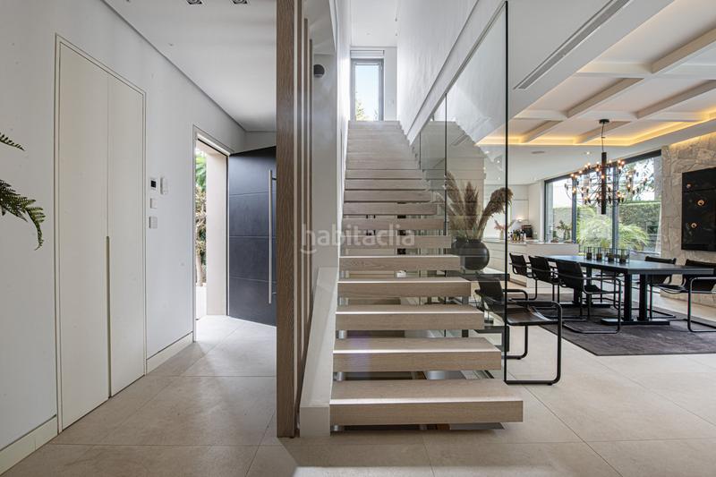 Foto 4197c095-ac7b-4f82-805f-ea165495d25a. Chalet con riscaldamento parcheggio piscina in La Carolina - Guadalpín Marbella