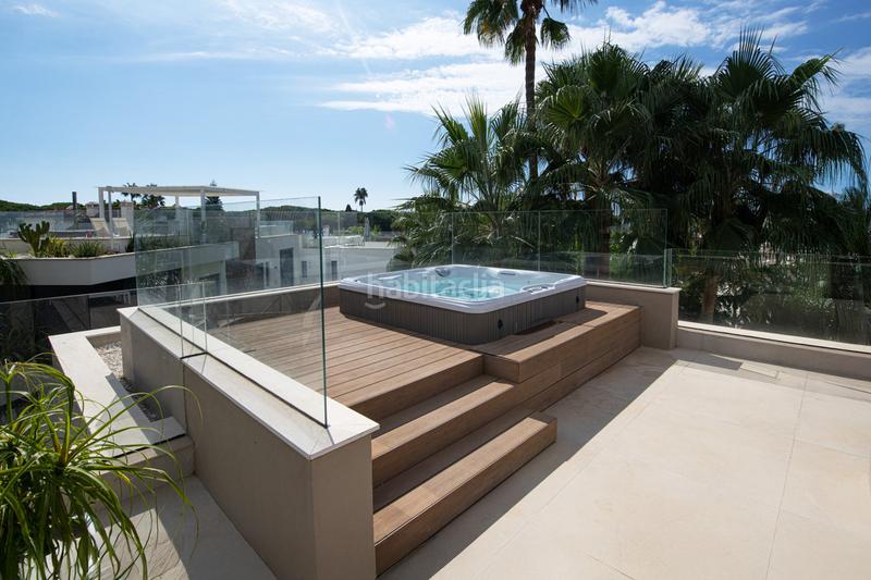 Foto c966c07f-d0a1-463e-9f14-684459d3b4b5. Chalet con riscaldamento parcheggio piscina in La Carolina - Guadalpín Marbella