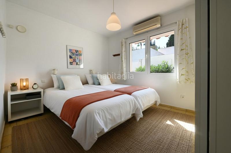 Foto 08c39db8-376e-42f8-affc-764aa3312aa8. Chalet mit heizung parking pool in Hipódromo - Cerrado del Águila Mijas