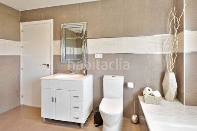 Foto 028382d0-a333-4248-9529-e27672c311e2. Xalet amb calefacció aparcament piscina a El Rosario - Ricmar Marbella