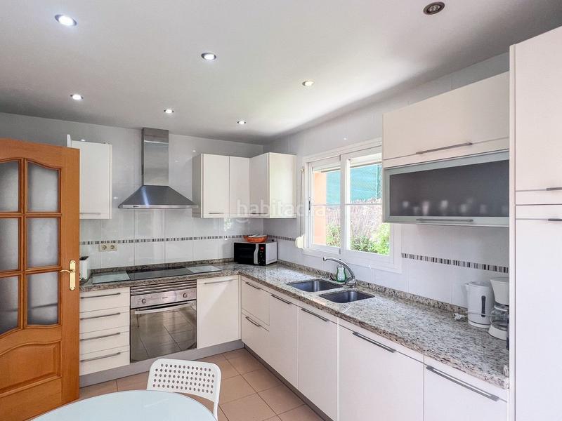 Foto 76582f35-4bca-4ec1-9329-1aa685512d73. Chalet mit heizung parking pool in Hipódromo - Cerrado del Águila Mijas