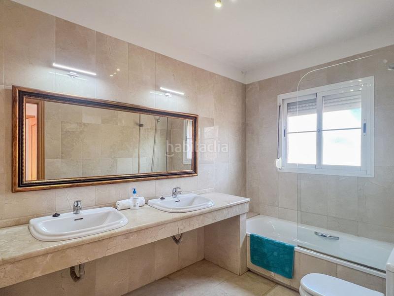 Foto bb0a40a1-a632-4b4f-8a2f-045343479294. Chalet mit heizung parking pool in Hipódromo - Cerrado del Águila Mijas