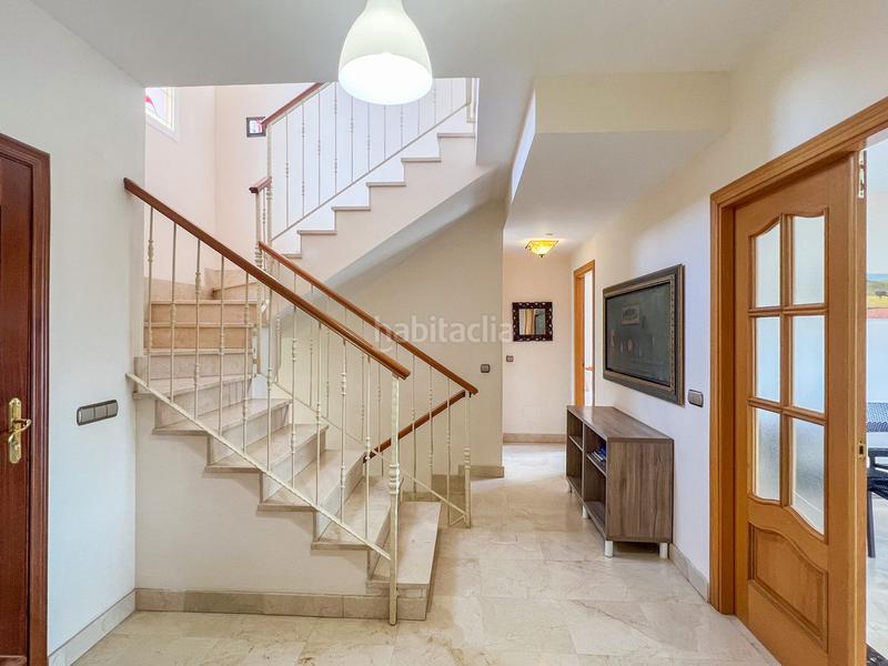 Foto d89accda-443a-454c-a361-b949a2b65dfb. Chalet mit heizung parking pool in Hipódromo - Cerrado del Águila Mijas