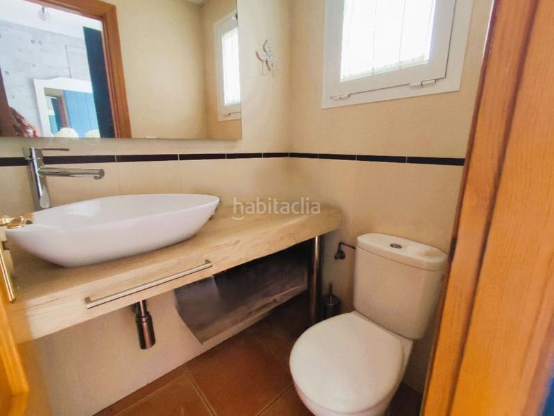 Foto af9dd57c-489f-4e5c-b487-757e96596916. Casa a schiera con riscaldamento parcheggio piscina in Fuengirola