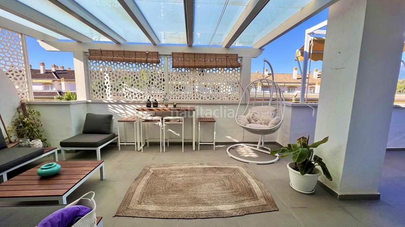 Foto bd64f012-cdc1-4d9c-8a6e-4206a6325616. Àtic amb calefacció aparcament piscina a Nueva Andalucía centro Marbella