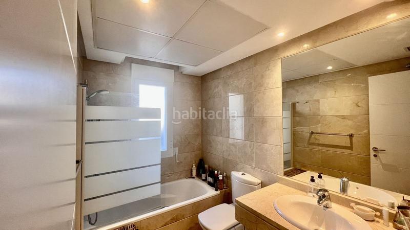 Foto d55ff929-57e6-4965-8c78-8ff155a88055. Àtic amb calefacció aparcament piscina a Nueva Andalucía centro Marbella