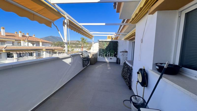 Foto f944331f-0465-4add-861e-9bacc153cfc2. Àtic amb calefacció aparcament piscina a Nueva Andalucía centro Marbella