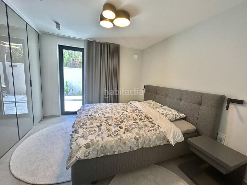 Foto 6385d837-cf8b-4f32-b072-ded476327ffb. Xalet amb calefacció aparcament piscina a Puerto Banús Marbella