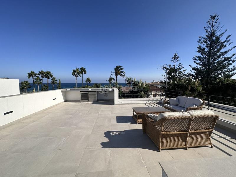 Foto df484438-be03-4399-b369-ac1f9831c7bc. Xalet amb calefacció aparcament piscina a Puerto Banús Marbella