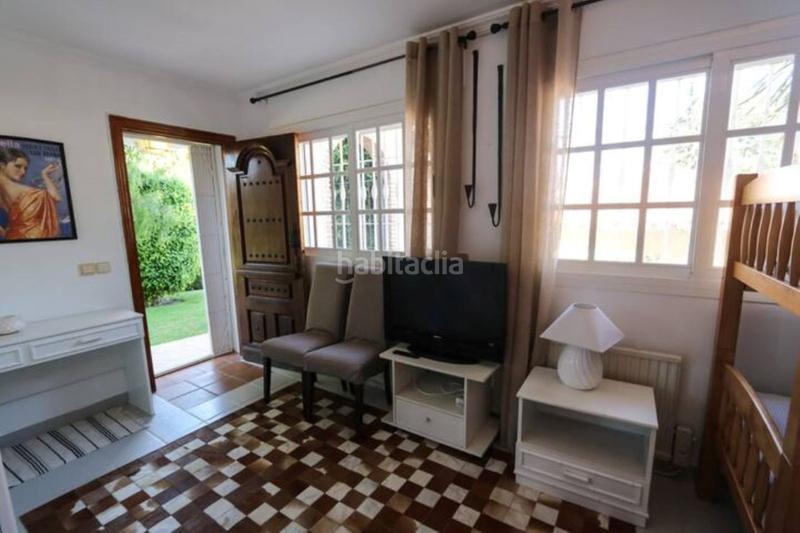 Foto a294e364-307e-4219-990f-dfcd8e7c0571. Chalet con riscaldamento parcheggio piscina in Nueva Andalucía centro Marbella