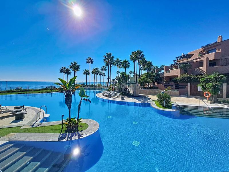 Foto 2039af49-dbb2-49b7-8c42-7465020400ae. Apartament amb calefacció aparcament piscina a Bel - Air Estepona