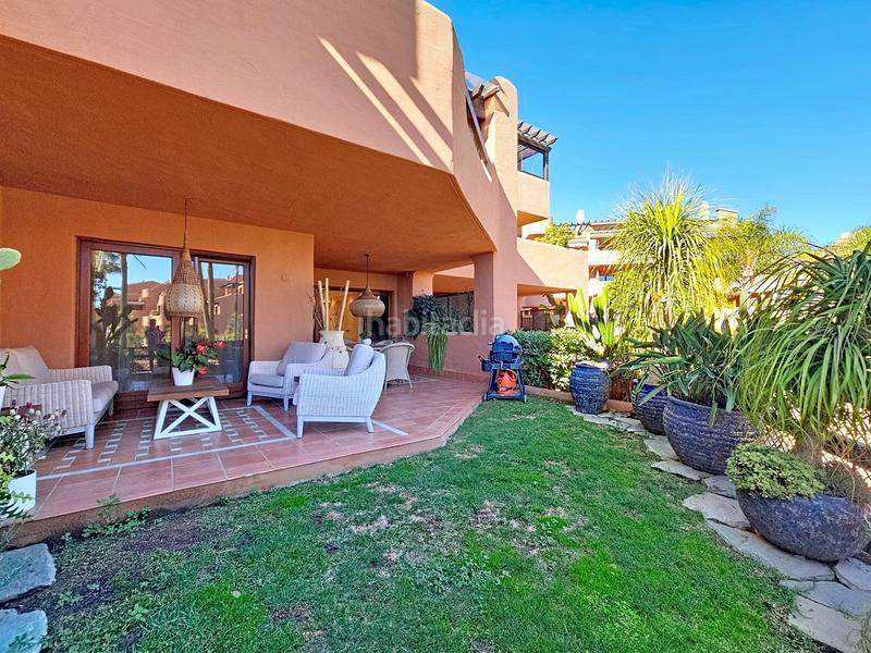 Foto 26ed8575-626b-43e7-9e58-c54209517b28. Apartament amb calefacció aparcament piscina a Bel - Air Estepona