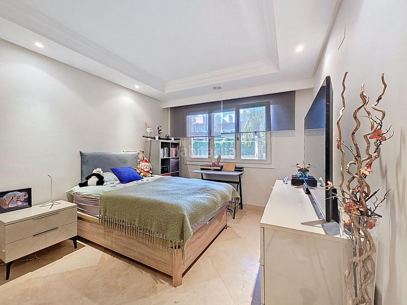 Foto 789ad632-649b-4845-a00b-e8c7e8377294. Apartament amb calefacció aparcament piscina a Bel - Air Estepona